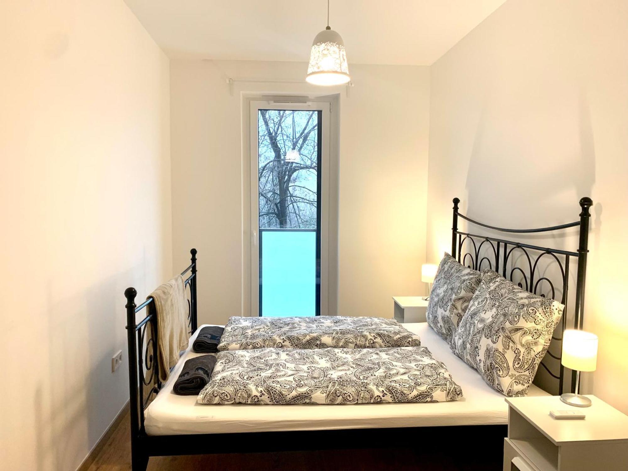 Westside Residence Apartment - Modern & Peaceful - Free Garage! Budapest Luaran gambar