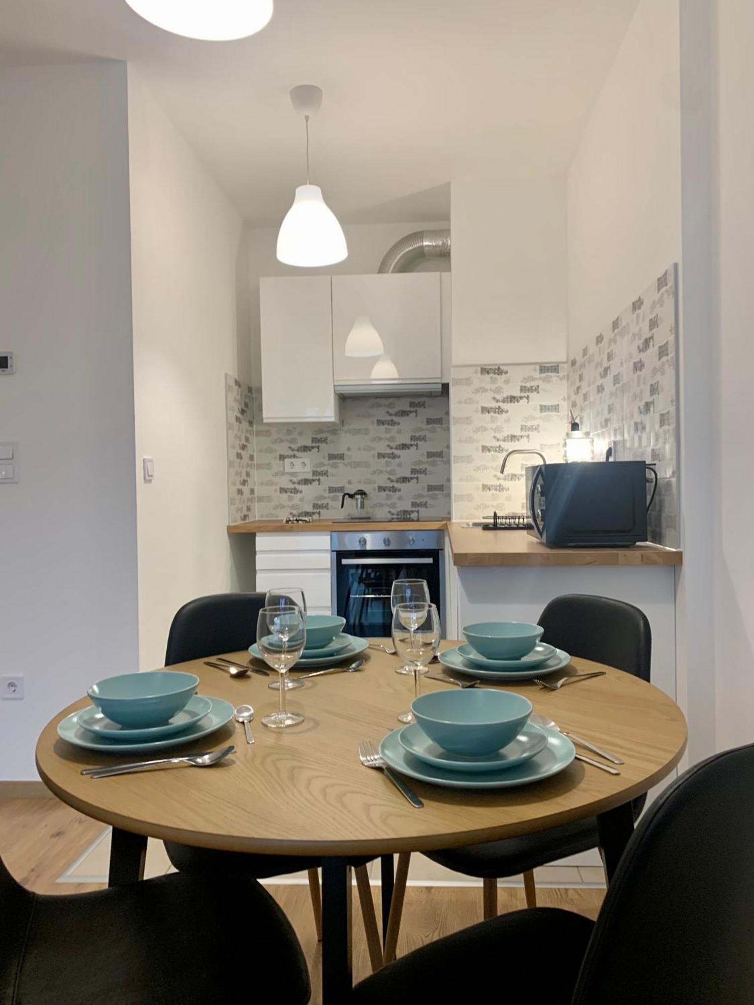 Westside Residence Apartment - Modern & Peaceful - Free Garage! Budapest Luaran gambar
