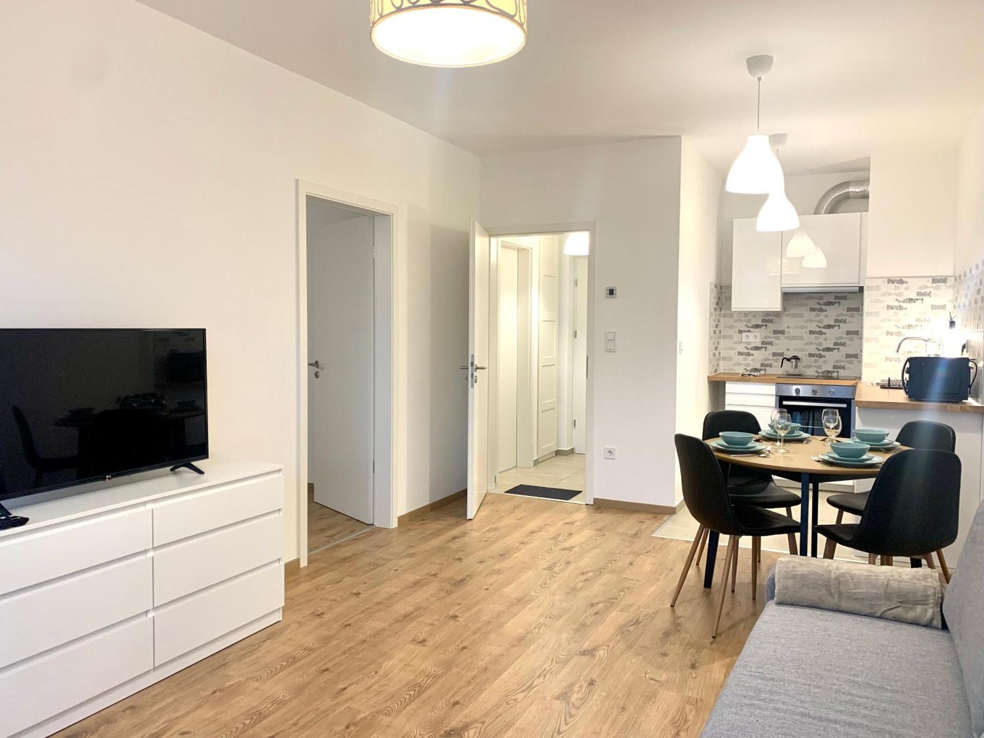 Westside Residence Apartment - Modern & Peaceful - Free Garage! Budapest Luaran gambar